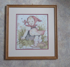  Hummel Stickbild Bild  Kreuzstich Rahmen fertig 