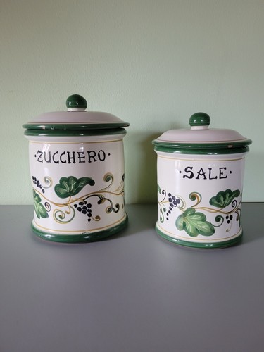 Salz und zuckerdose - und, aus