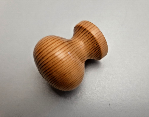Möbelknöpfe aus massivholz - aus,