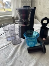 Panasonic MJ-L700 Slow Juicer - Schwarz