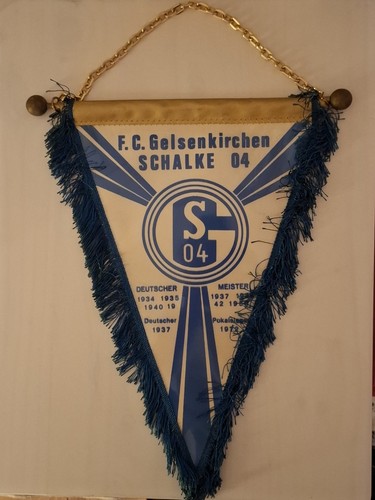 Wimpel des fußballvereins - des, fc