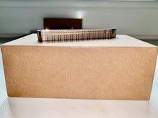 Burberry-Krawattenklammer