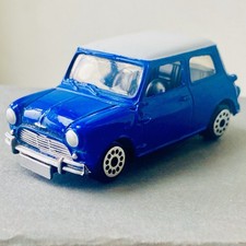 MotoMax • 1:64 • #6017 •