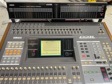 YAMAHA 02R Version 2 Digitalmischpult (Vintage) + MB02 Meterbridge TOP-Zustand