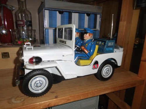 Großer nomura police jeep - großer,