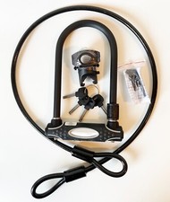 MASTER LOCK Bügelschloss mit Schlaufenkabel + Halterung