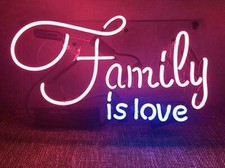 Family Is Love Neonreklame