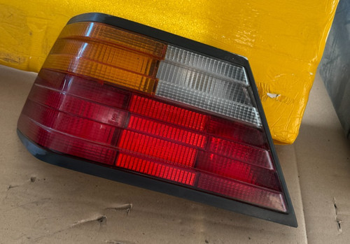 Mercedes w124 rückleuchte - w124,