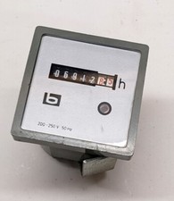 Alter Betriebsstundenzähler Stundenzähler 220V 50Hz Zählertafel NZ