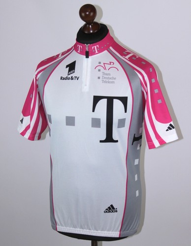 Vintage mobile cycling team - t-mobile,