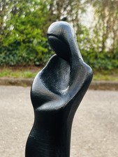 Große abstrakte Figur der