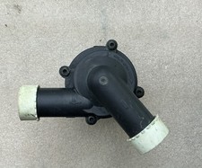 Audi A3 8V VW Golf VII Zusatzwasserpumpe Standheizung Passat Seat 9025973A