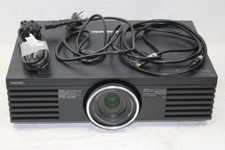 *Panasonic PT-AE2000E*Full-HD Heimkino Beamer Projektor 16000:1 1500Lumen 16:9