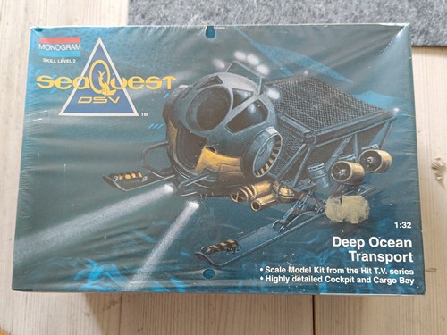 Monogram sea quest dsv deep - monogram,