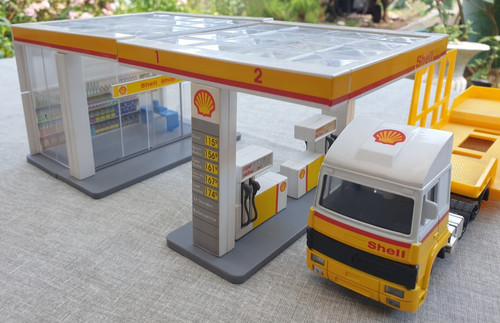 Shelltankstelle mit maisto - shelltankstelle,