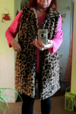 +tolle Kuschelweste Leoprint