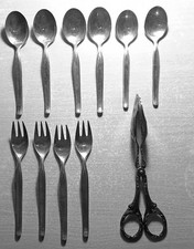 Versilbertes Besteck 6 Löffel 4 Gabeln 90er Auflage 1 Gebäckzange 70er Auflage