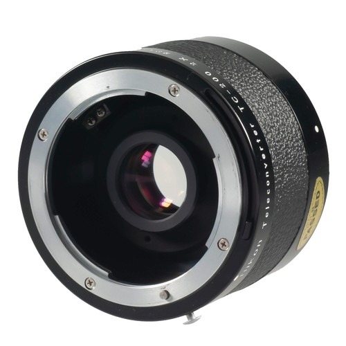 Nikon 200 objektiv - nikon, mf