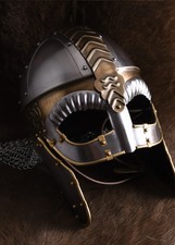 Brillenhelm Beowulf mit