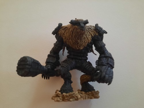 Shadow the collossus figur - of,