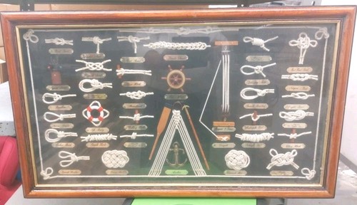 Knotentafel mit seemannsknoten - mit,