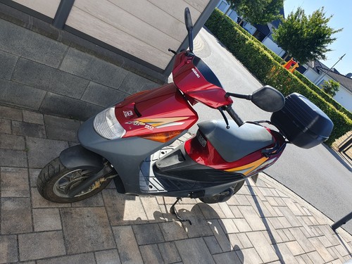 Susuki motorroller rot - 50, motorroller,