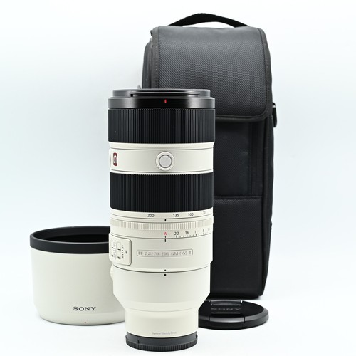 Sony 200mm 8 gm oss - fe, f/2.8