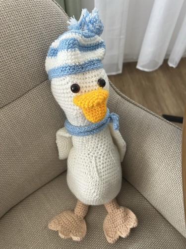 Große gans mit mütze - große,