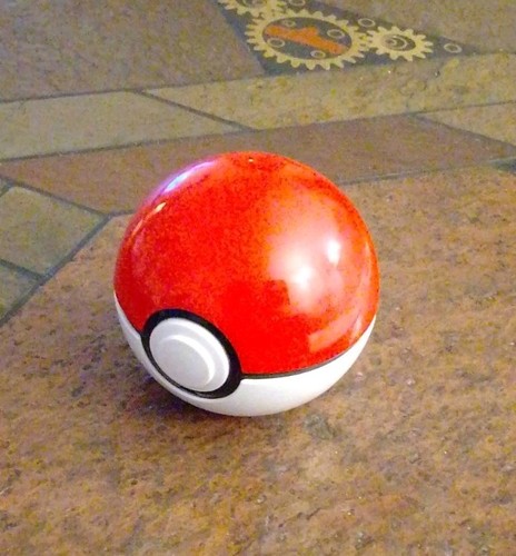 Pokemon poke ball - poke, nintendo