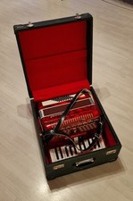 PARROT Akkordeon Schifferklavier Ziehharmonika 56 Bässe 3 Register Rot