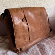 Laptop-Umhängetasche aus Büffel-Leder der Fa. STILORD  15,6 ZOLL