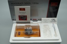 1/18 Maserati 300S Motor mit Vitrine CMC M-110 -pre-owned- TS676