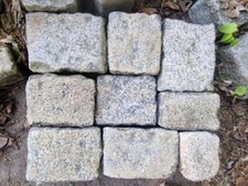 Granitpflaster gebraucht, grau/gelb, reihenfähiges Großpflaster