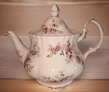 Royal Albert "Lavender Rose"