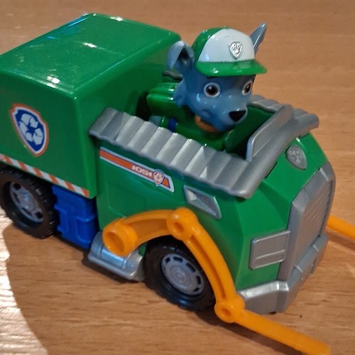Paw patrol rocky - paw,