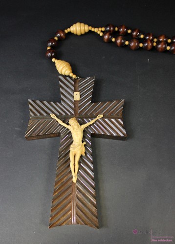 Holzkruzifix mit jesus 30 - mit,