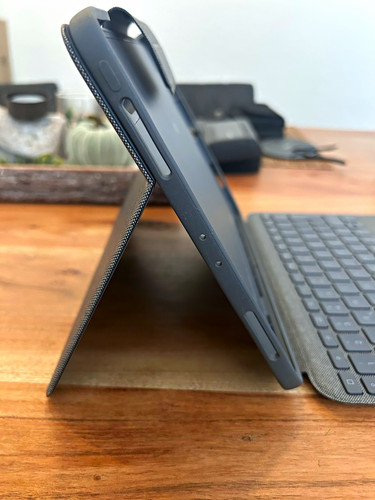 Logitech folio touch - logitech,