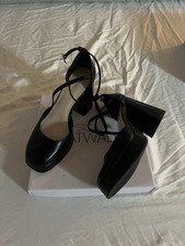 Hohe Schuhe von Deichmann, Catwalk, Größe 40, Höhe ca 10cm