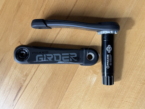 Praxis works girder carbon - works,