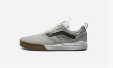 Größe UK 7,5 - Vans Ultra