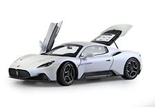 Maserati MC20 (full open) -