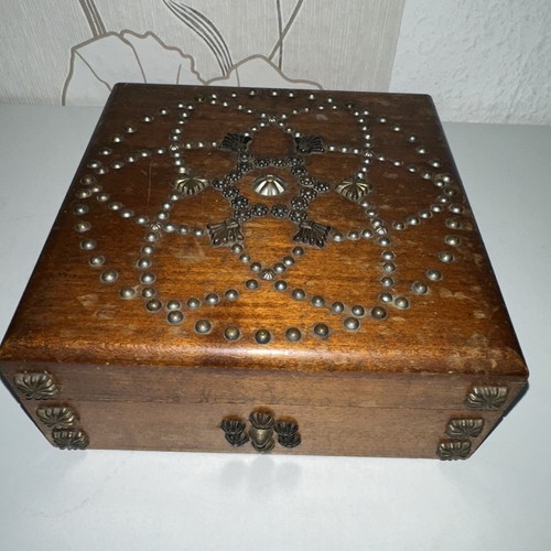 Antike alte holztruhe - antike,