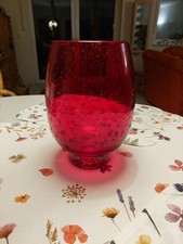 Große rote Blumenvase für