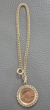 Goldene Armkette mit