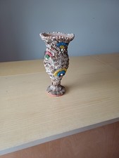 Vase mit Muscheldekor