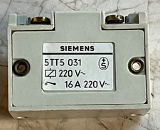 Siemens 5TT5 031 220V Fernschalter / Schließer / Stromstoßschalter 16A 250V