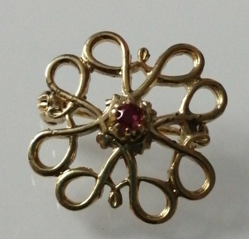333 8kt gold brosche rubin - 333, er