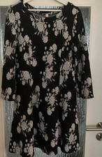 Schickes Esprit Kleid Winterkleid Gr.L schwarz weiß Blumen
