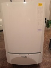 Remeha Calenta 15s Gasbrennwertkessel mit Kondensatpumpe