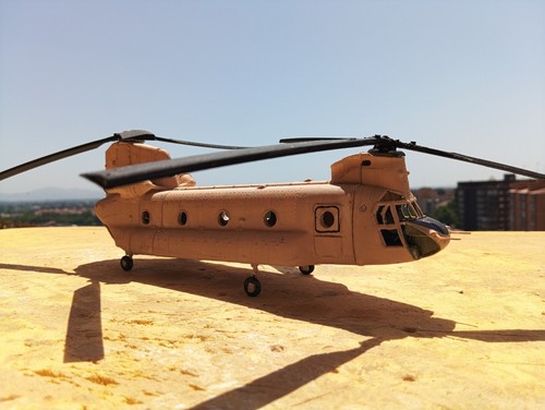 Boeing chinook modell - ch-47,